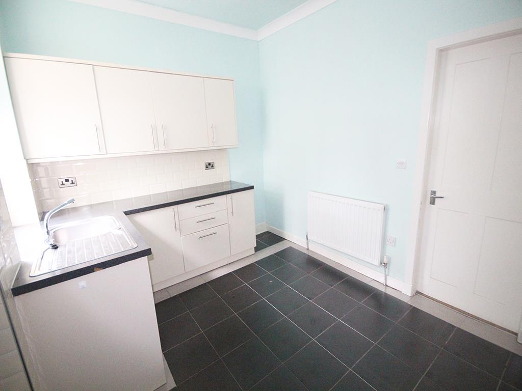 2 bedroom end terrace house SSTC in Barnoldswick - IMG_4669.jpg